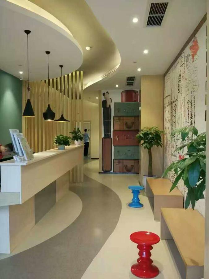 Ibis Chengdu West Jingcui Road Hotel Kültér fotó