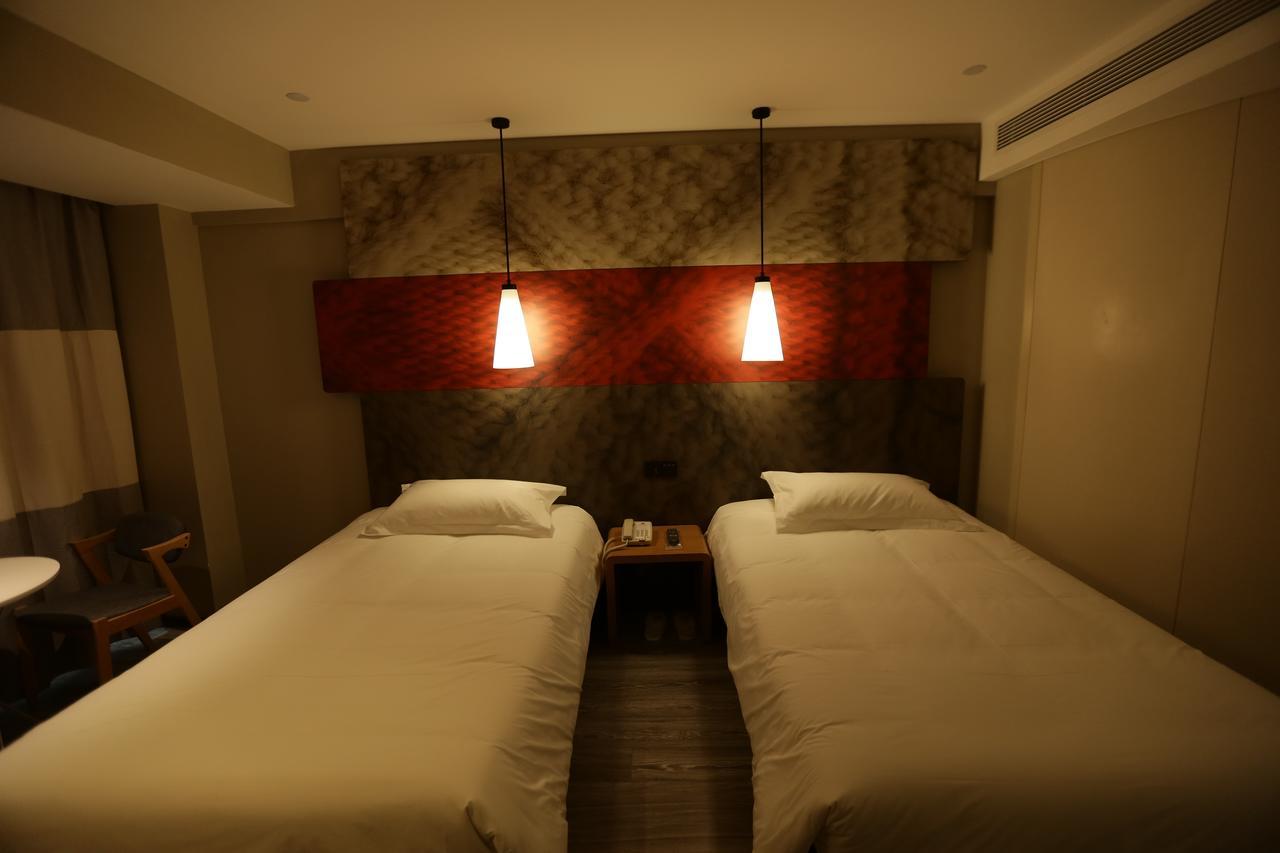 Ibis Chengdu West Jingcui Road Hotel Kültér fotó
