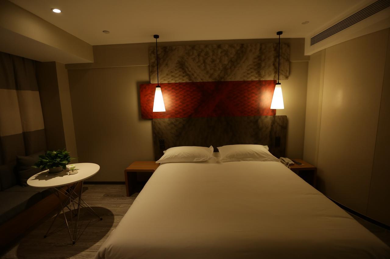 Ibis Chengdu West Jingcui Road Hotel Kültér fotó