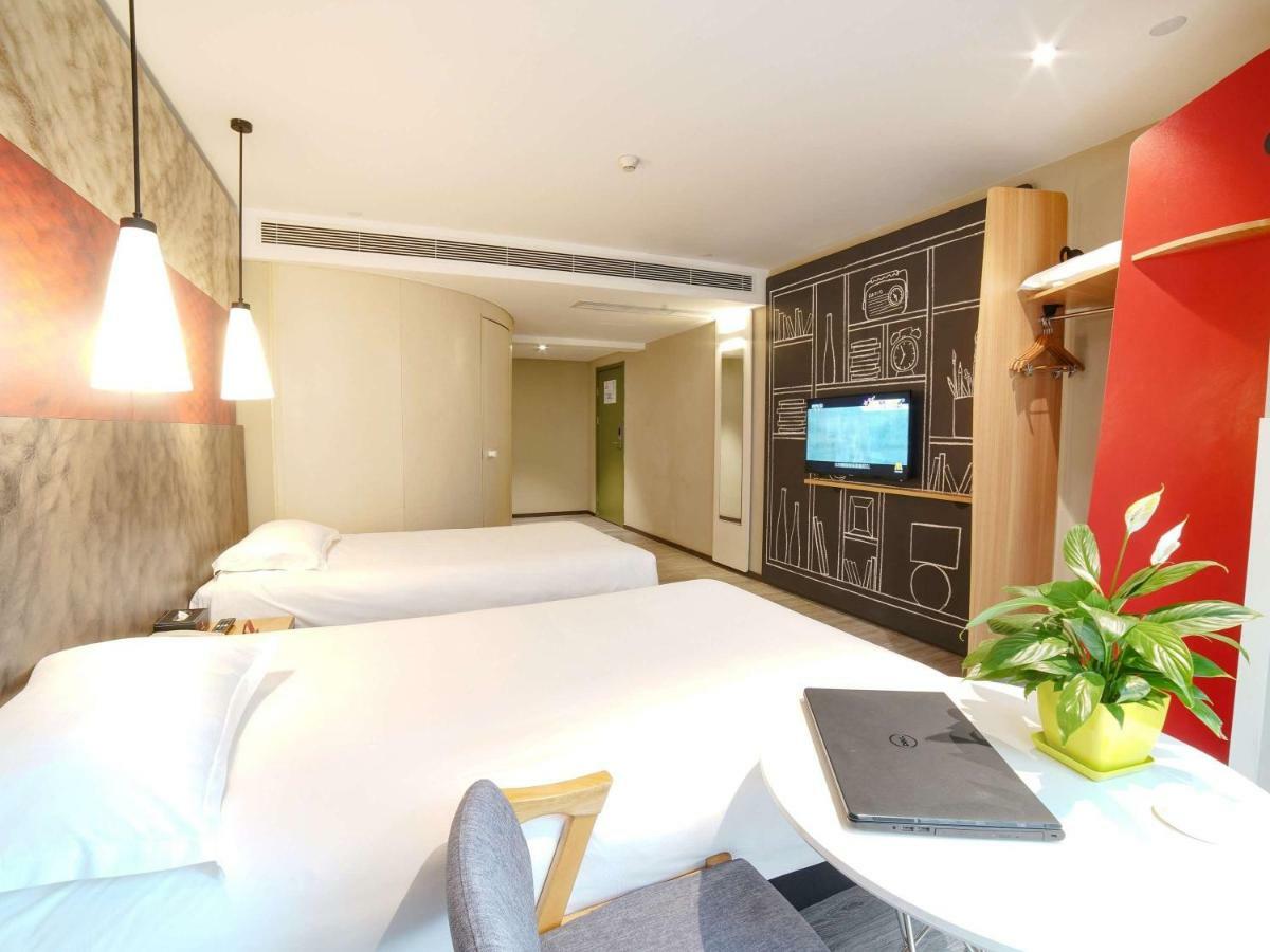 Ibis Chengdu West Jingcui Road Hotel Kültér fotó